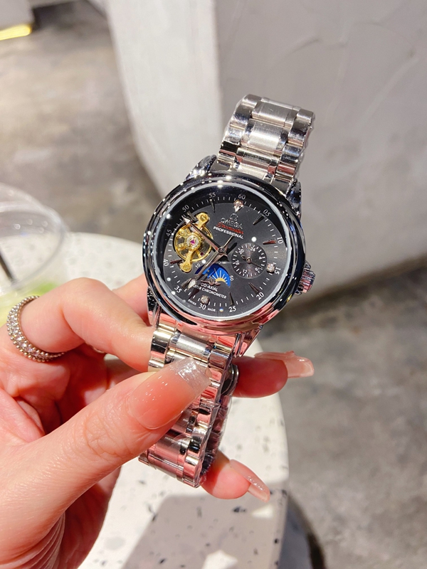 ブランド時計角部分ディテール